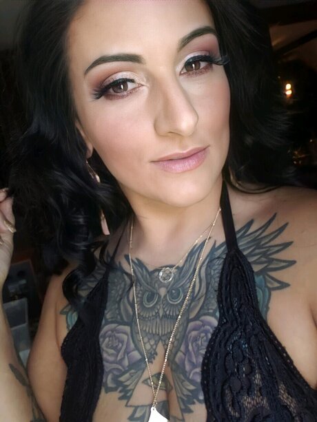 Natalie Quesada model hd pictures