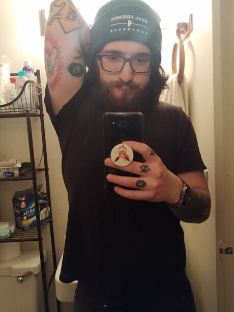 joel daddy nude actress pic