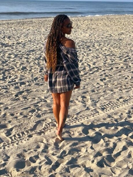 ROSE free actress photos