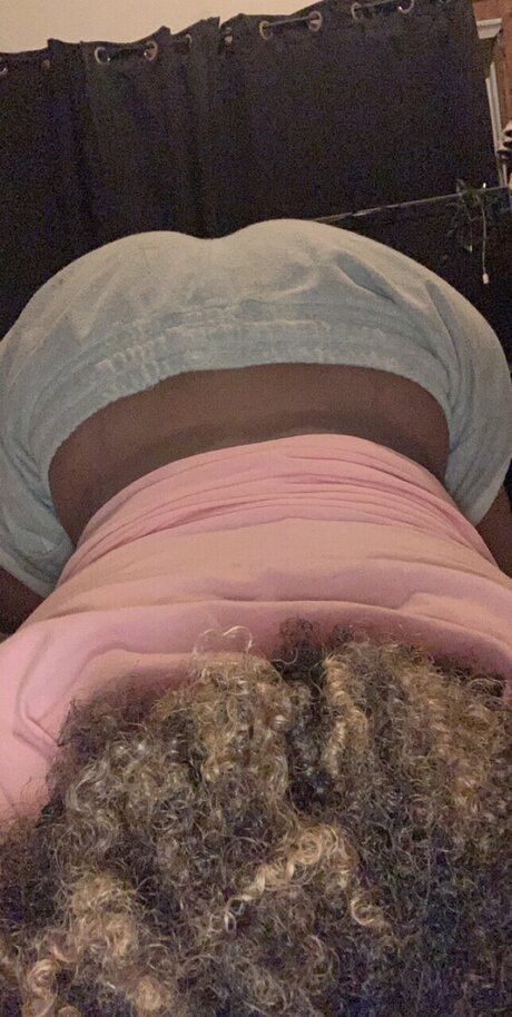 caramelbomb model top gallery