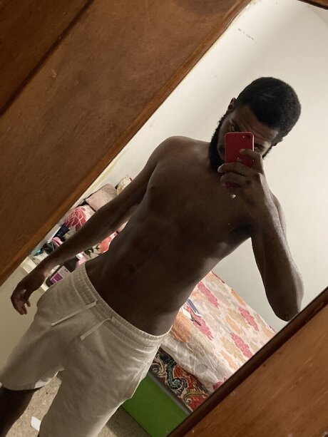 Romdon nude star galleries