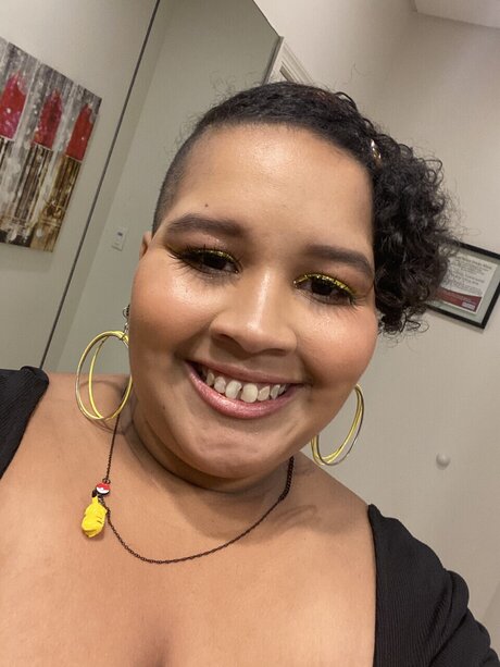 Elyssa model high quality photos