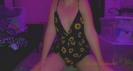 Sunflwerbby model exclusive galleries