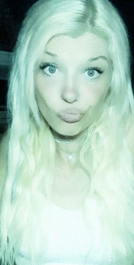 Naughty or nice naked star pics