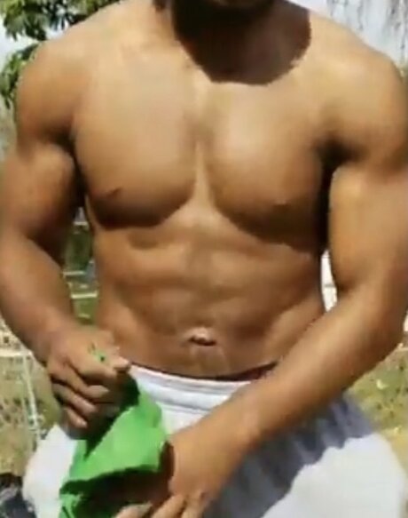 It s Crunchh_ best model img