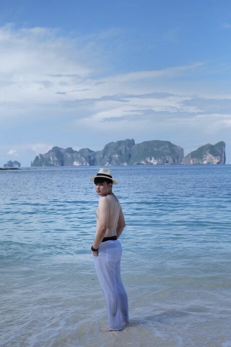 Surabodin Inta sexy pornstar pics