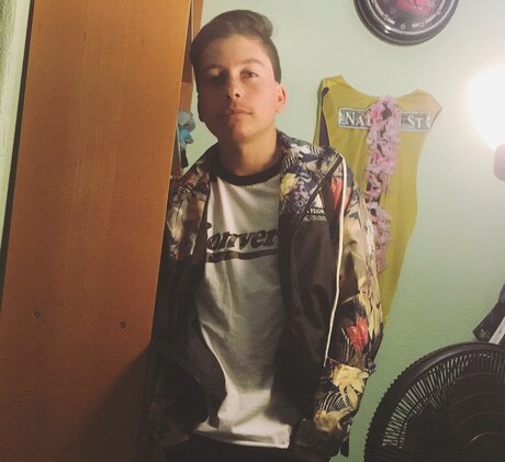 Nathan Tellez hot star gallery