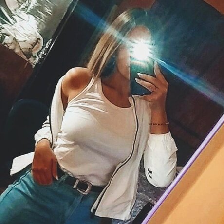 Milagros Correa pretty actress photo