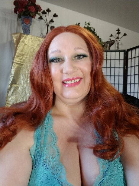 NixieBubbles adult actress photo