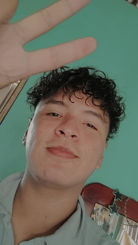 WIVG exclusive pornstar img