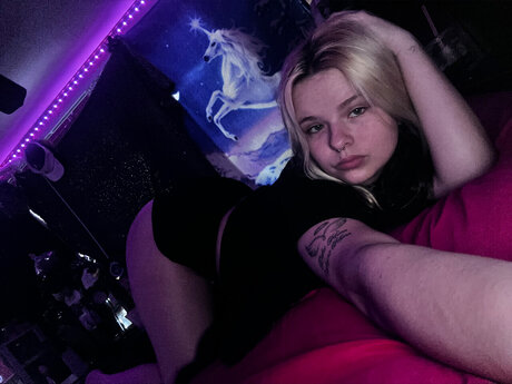 Lil Freak_ star image