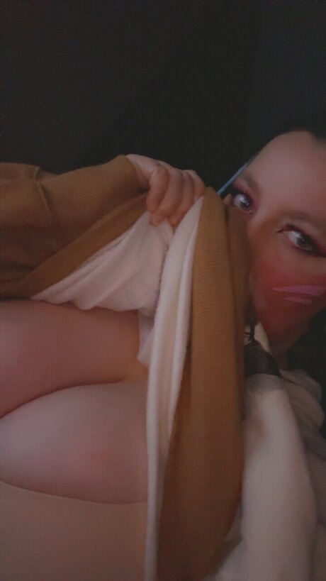 Holly model nudes photos