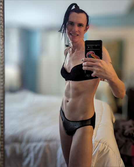 Persnickety Cricket star hot gallery