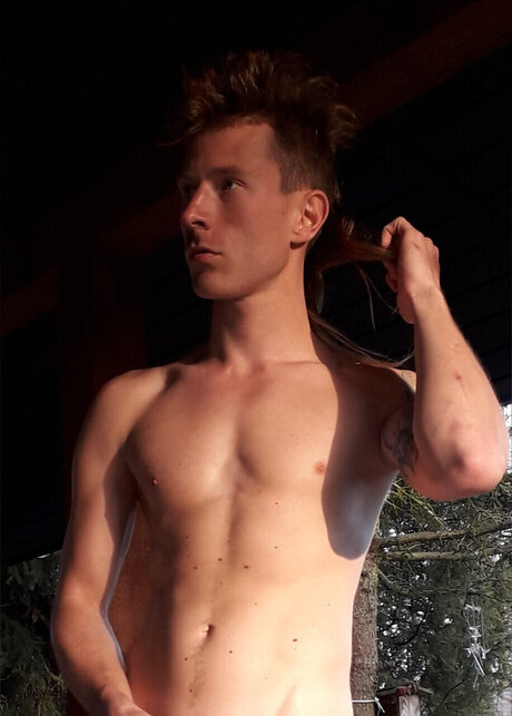 Cody Lust art model images