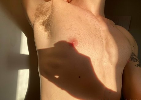 brunette wife onlyfans naked pictures