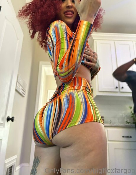 bigflexfargoo sex star img