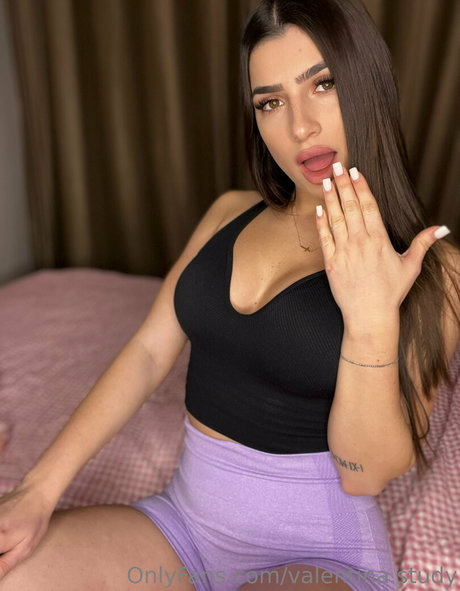 valentina study model art archive