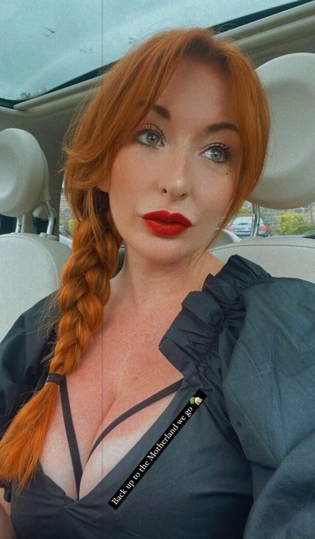 Laura Dawson hd model image