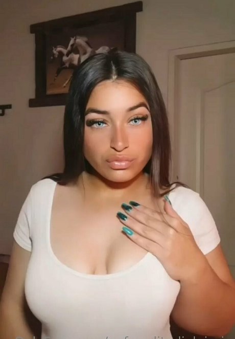 aafrooditadiolujuria pretty pornstar gallery