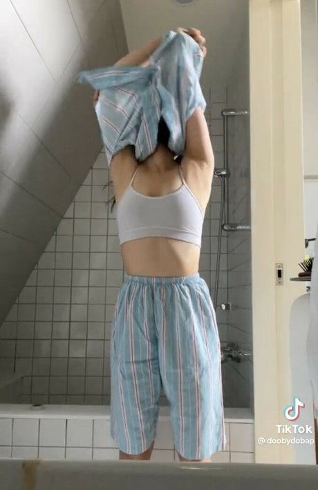 Doobydobap model sex galleries