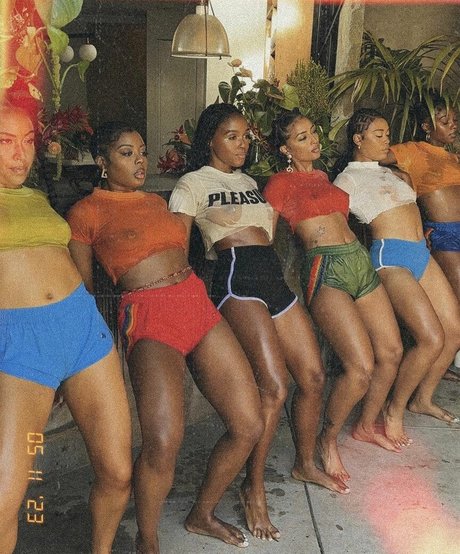 Janelle Jane Monae sexy star pic