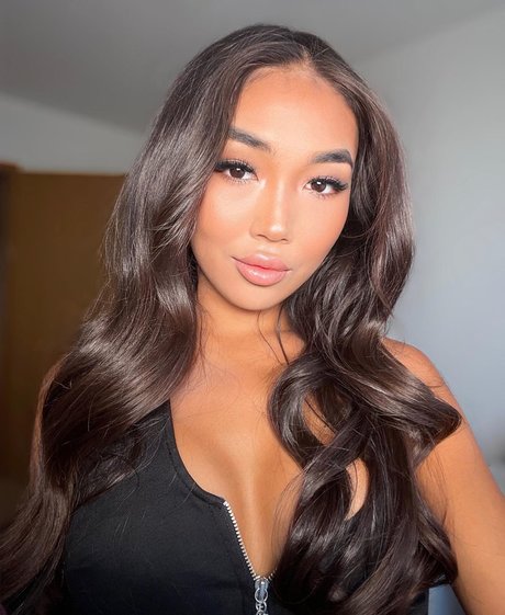 Asya Sun porn star pics