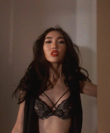 Asya Sun porn model images