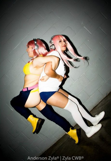 Juka Crasoves porn model galleries