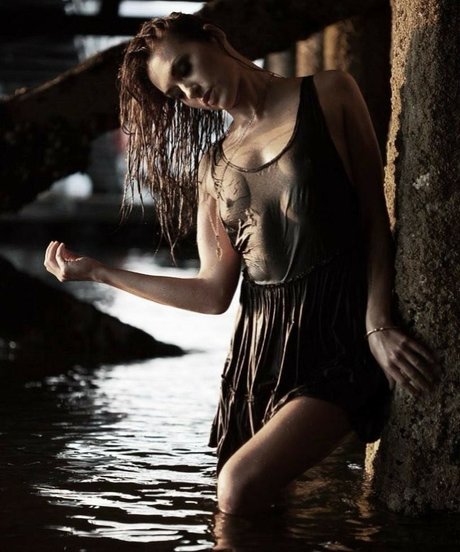 Tasya Teles nude model photos