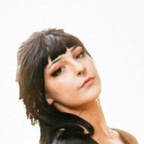 Madu Garbin model top pictures