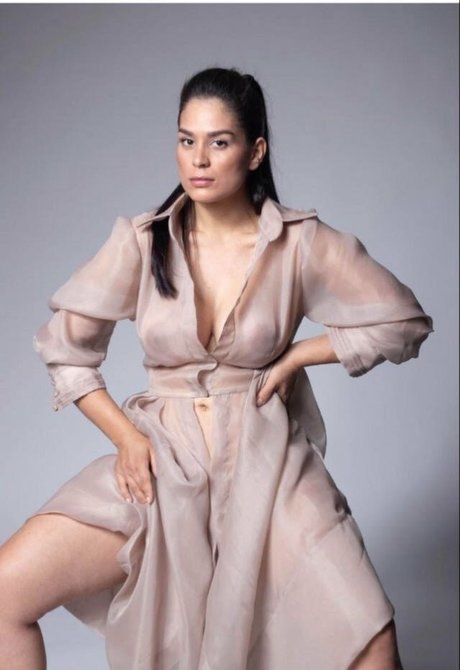 Fabi Martinez model pretty gallery