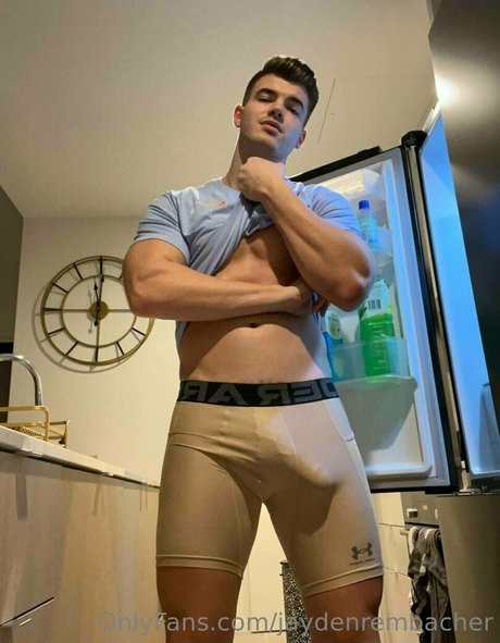 trans teen onlyfans beautiful naked pic