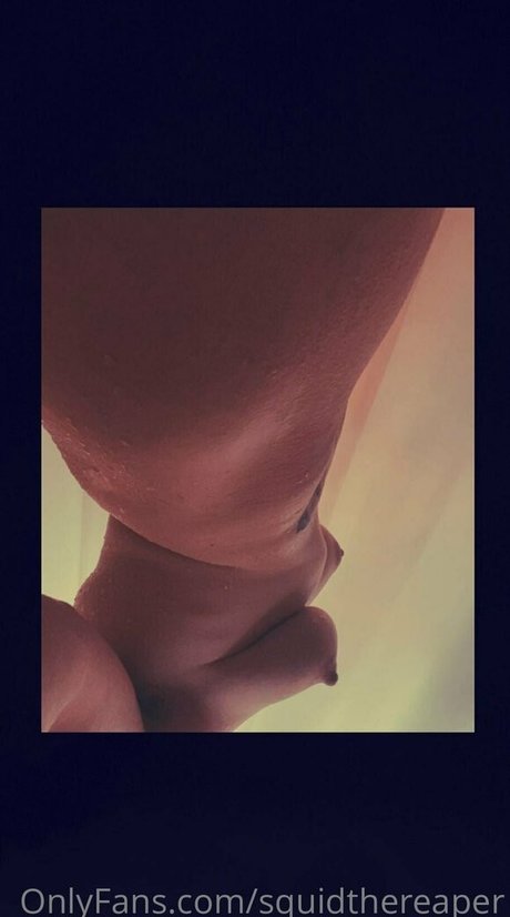 squidthereaper naked star photos