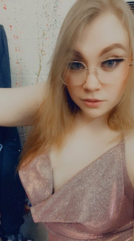 curvy girl onlyfans nice photos