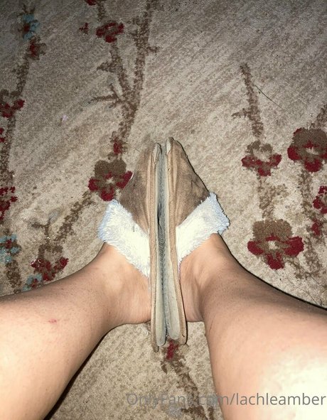 lachleamber sexy actress picture