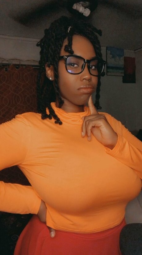 npcsav_ best model photo