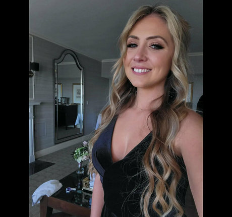 Nikkipxx pornstar naked picture