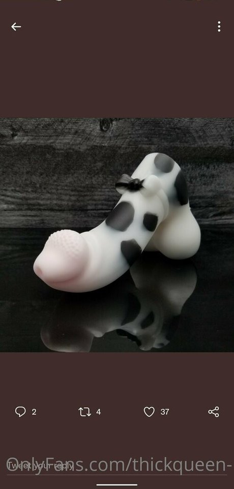 thickqueen_ perfect star photo