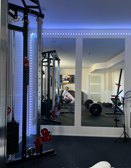 skyelali pornstar free photo