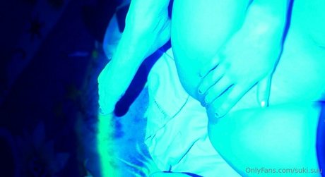 suki suu model beautiful picture