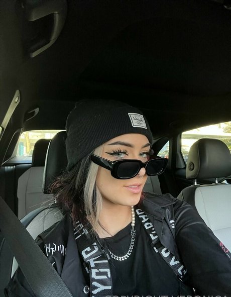 shemale milf onlyfans sexy photos