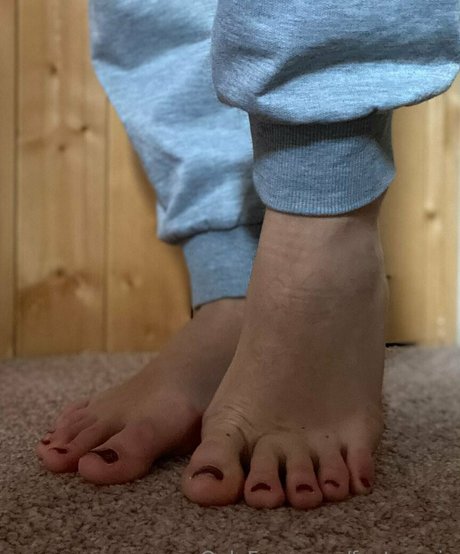 feetronnie pornstar art pictures