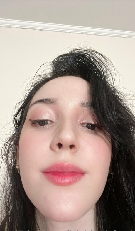 takaidesuoficial porn model photo