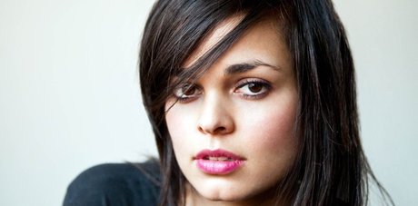 Lina Esco high quality star picture