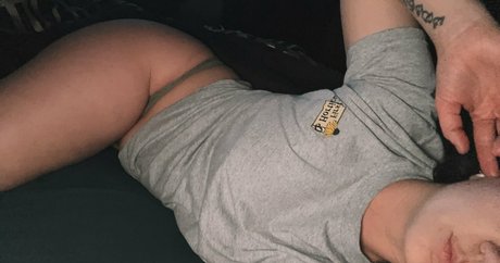 naenae1111 nude model photo