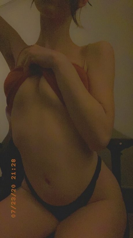 daniiixtxo nudes actress gallery