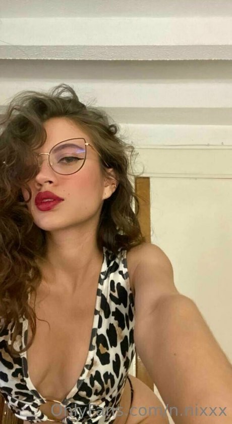 n nixxx adult model images