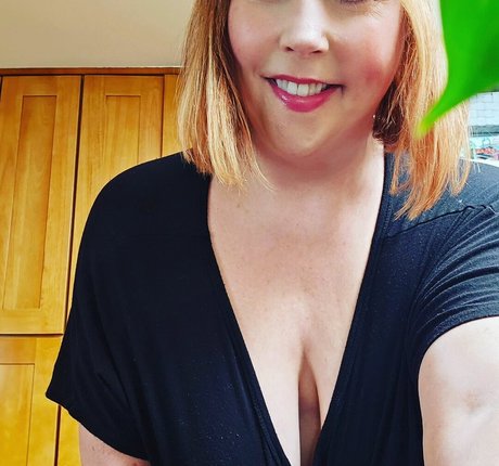 Ave Stone pornstar hd galleries