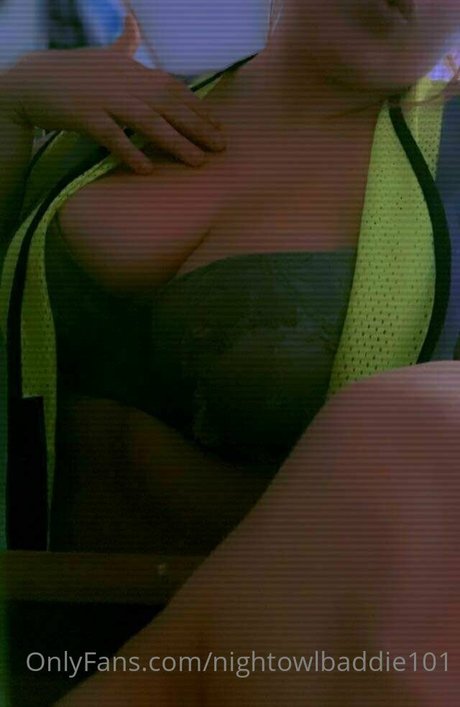 nightowlbaddie101 hd model image