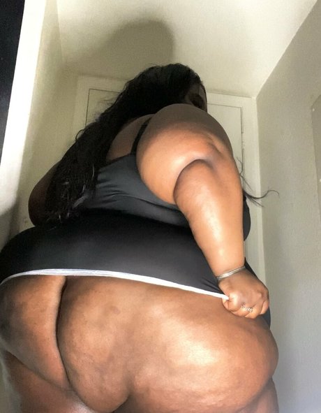 ssbbwerotika pornographic star image